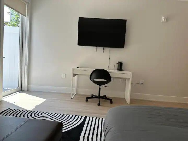 Luxury Stay For Nyc Visit Jersey City 7 Min Walk Nyc Train Station Екстериор снимка