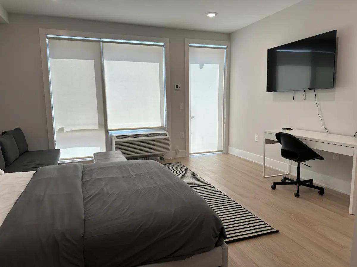 Luxury Stay For Nyc Visit Jersey City 7 Min Walk Nyc Train Station Екстериор снимка